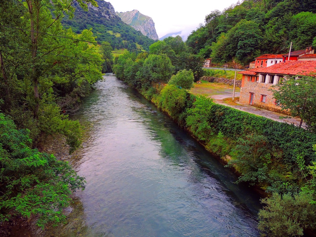 Foto de Arenas de Cabrales (Cantabria), España