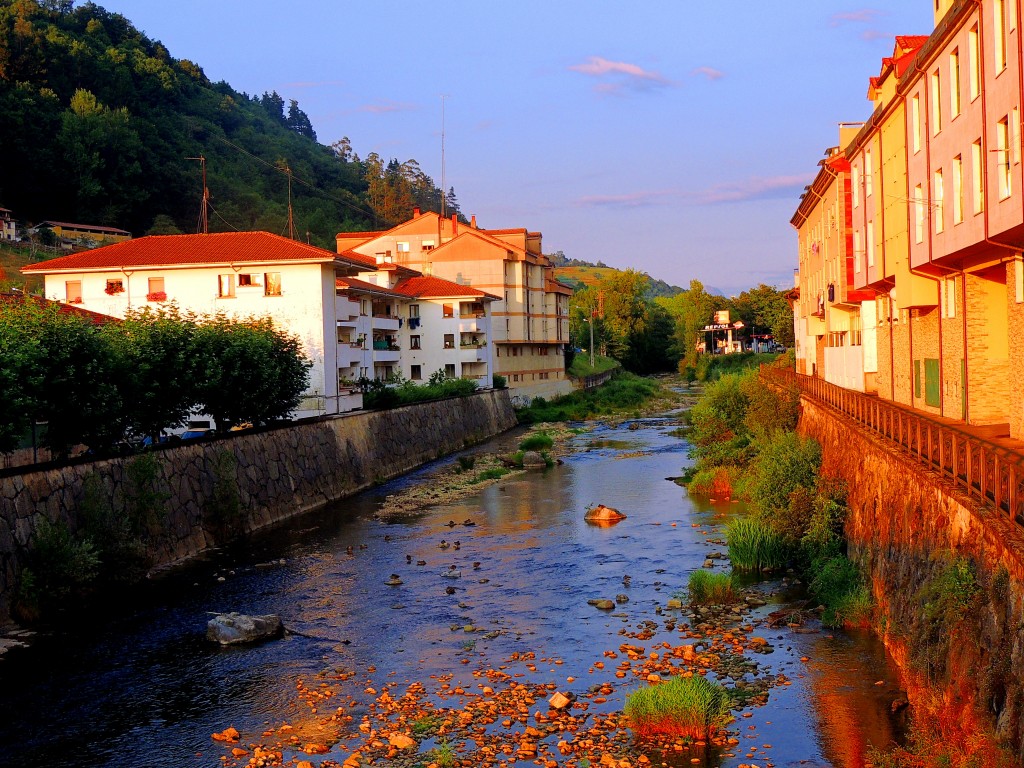 Foto de Cangas de Onis (Asturias), España