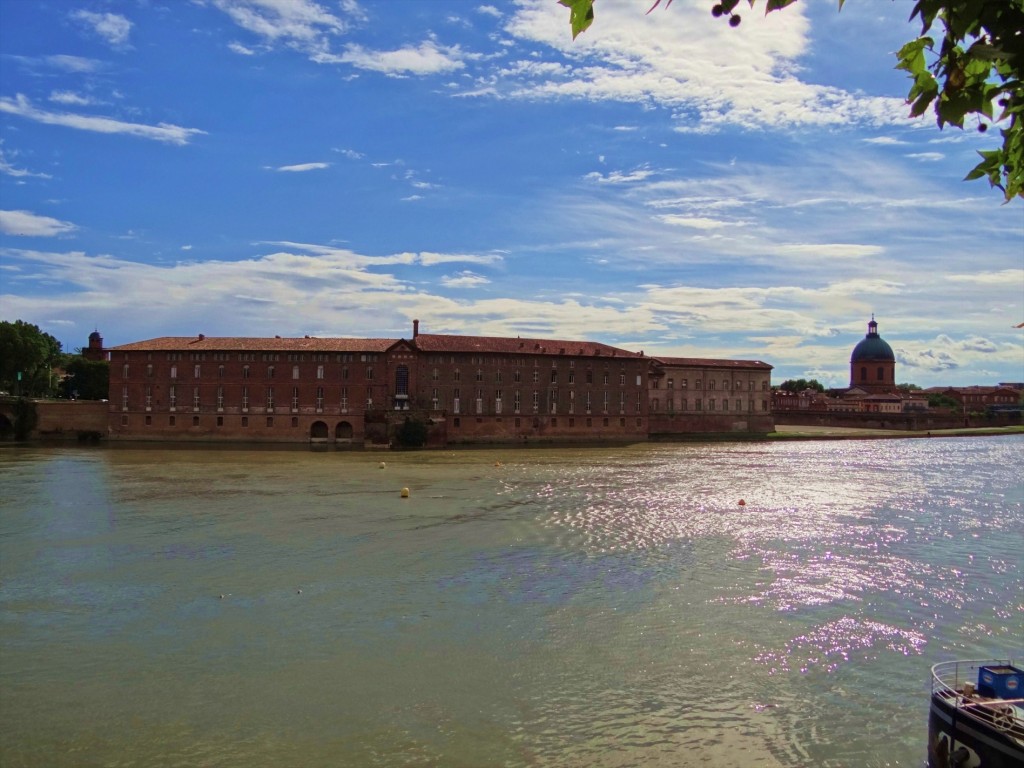 Foto: Place de la Daurade - Toulouse (Midi-Pyrénées), Francia