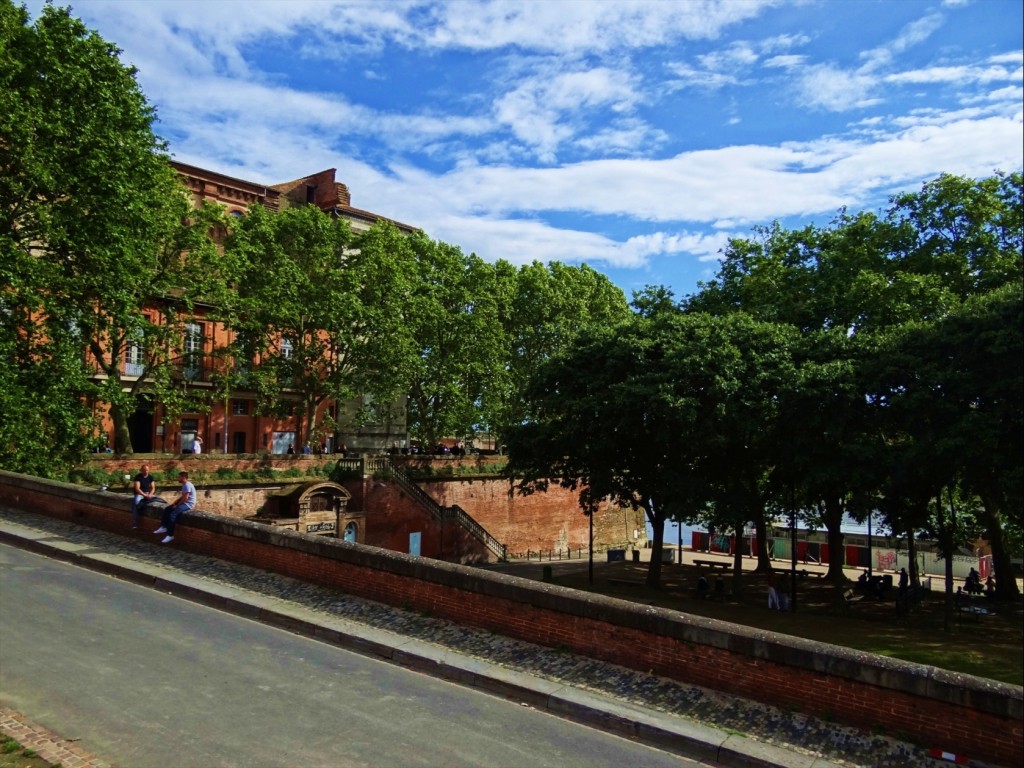 Foto: Place de la Daurade - Toulouse (Midi-Pyrénées), Francia
