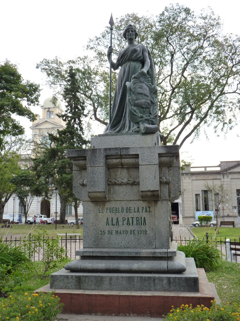 Foto: Plaza - La Paz (Entre Ríos), Argentina