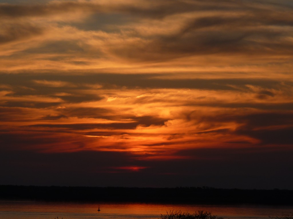 Foto: Ocaso en el Paraná - La Paz (Entre Ríos), Argentina