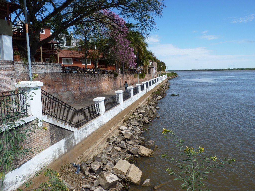 Foto: Paseo costanero - La Paz (Entre Ríos), Argentina