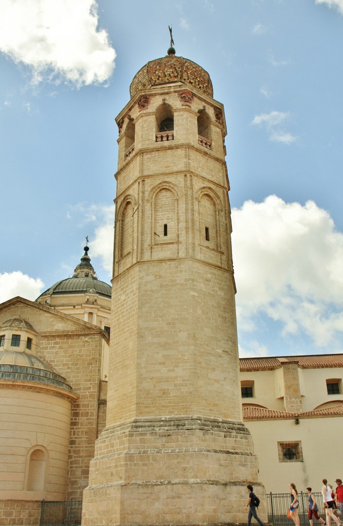 Foto: Campanario - Oristano (Sardinia), Italia