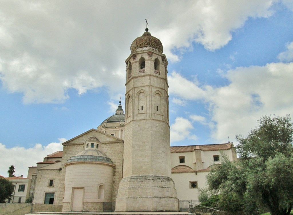 Foto: Duomo - Oristano (Sardinia), Italia