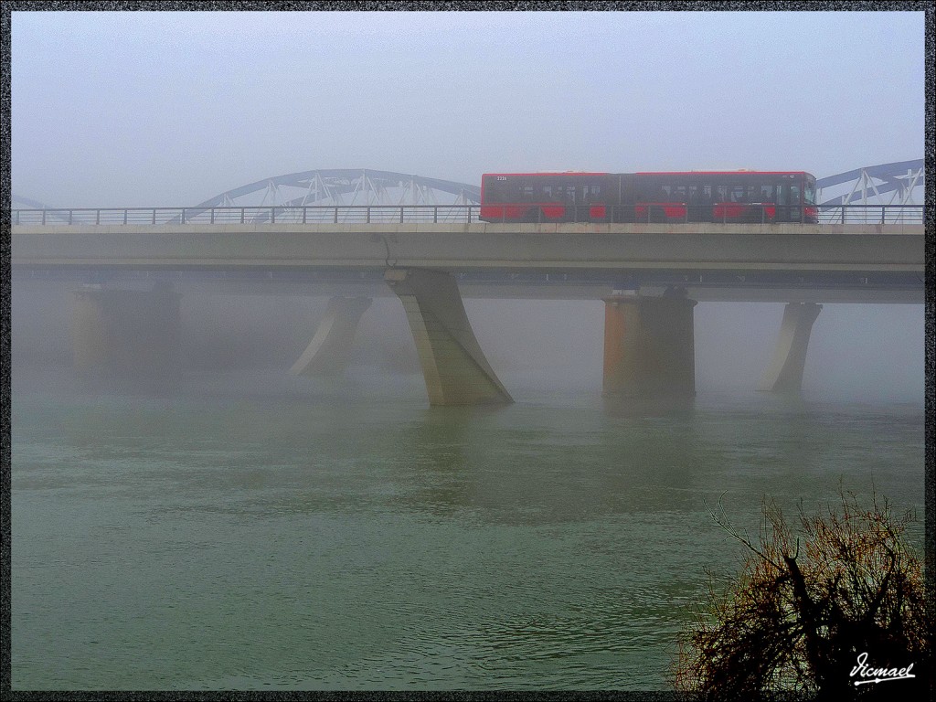 Foto: 150115-09 NIEBLA ZARAGOZANA - Zaragoza (Aragón), España