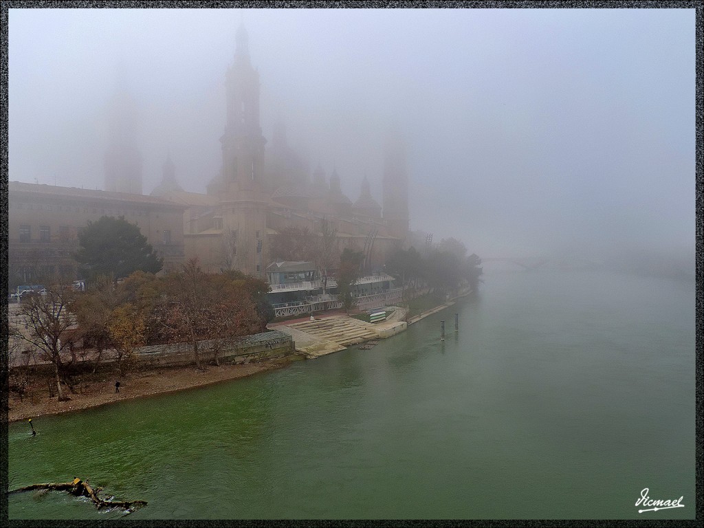 Foto: 150115-25 NIEBLA ZARAGOZANA - Zaragoza (Aragón), España