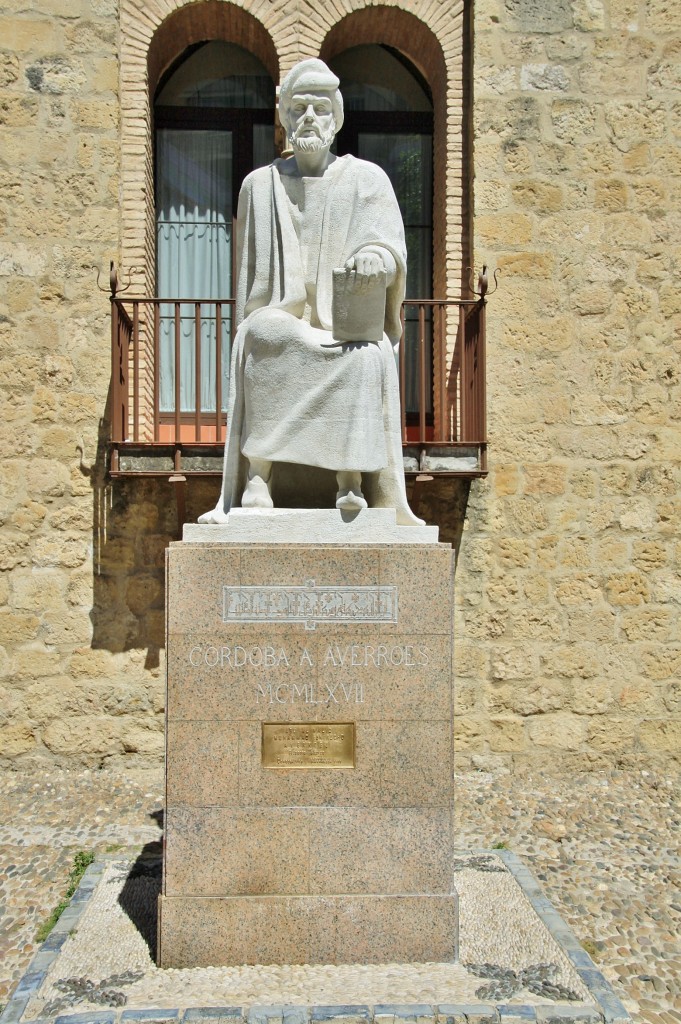 Foto: Estatua de Averroes - Córdoba (Andalucía), España