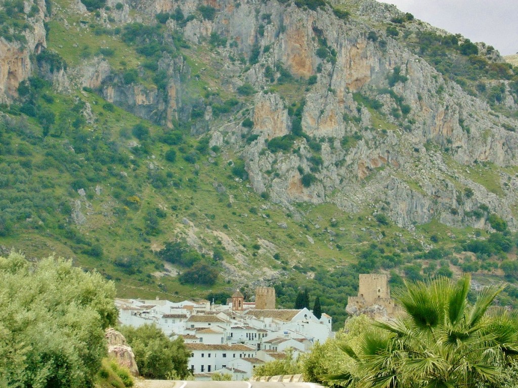 Foto: Vista del pueblo - Zuheros (Córdoba), España