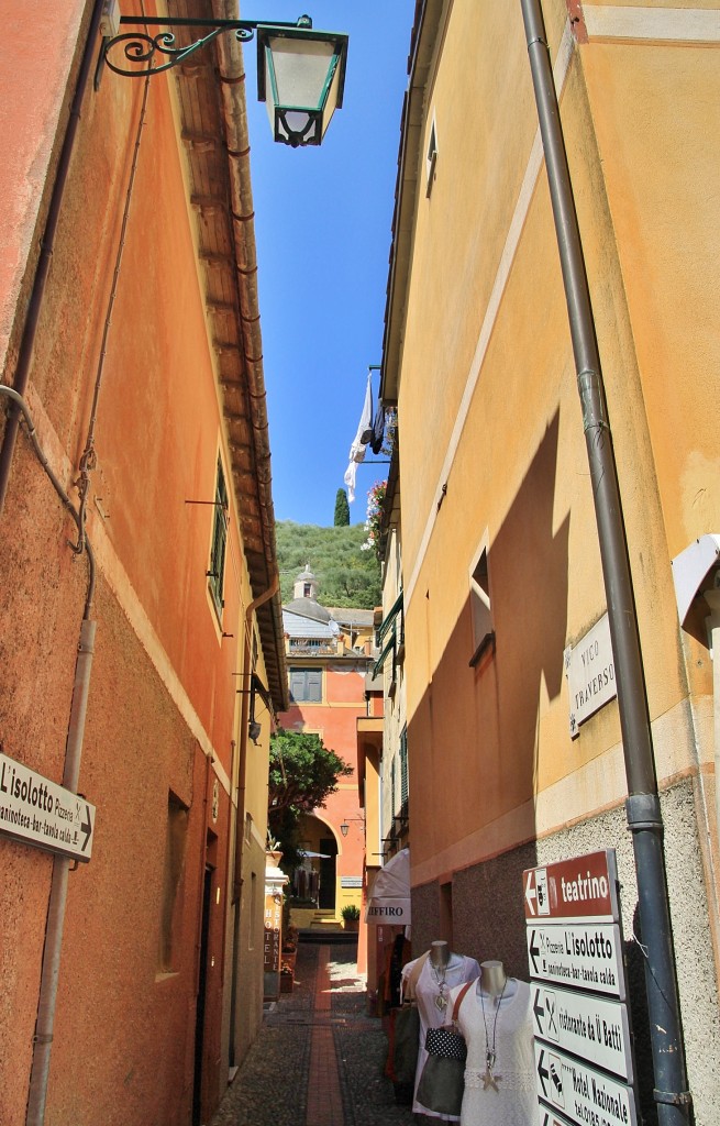 Foto: Vista del pueblo - Portofino (Liguria), Italia