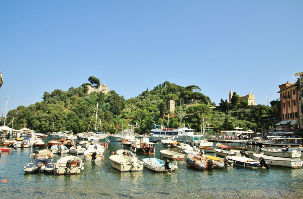 Foto: Vista del pueblo - Portofino (Liguria), Italia