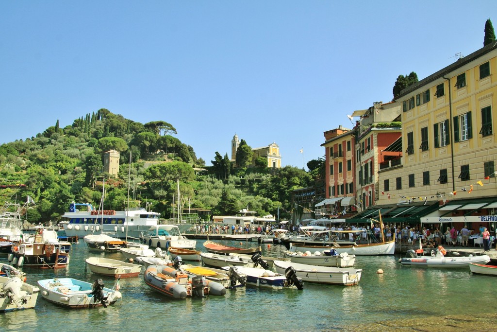 Foto: Vista del pueblo - Portofino (Liguria), Italia