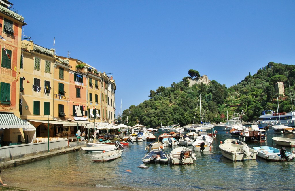 Foto: Vista del pueblo - Portofino (Liguria), Italia