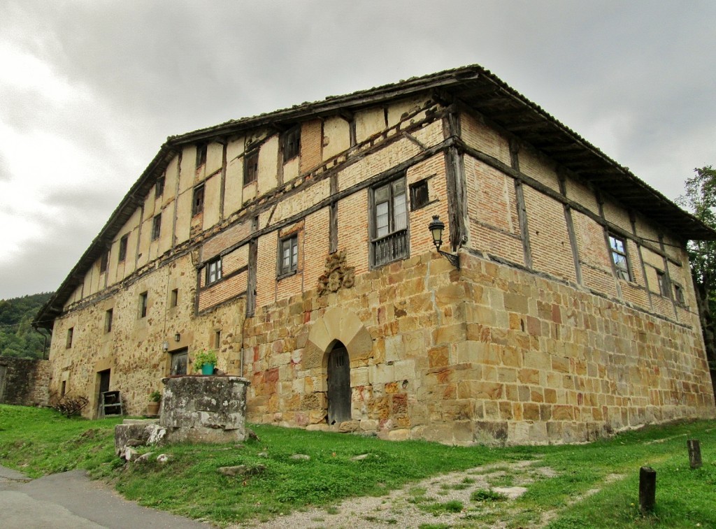 Foto: Centro histórico - Zerain (Gipuzkoa), España