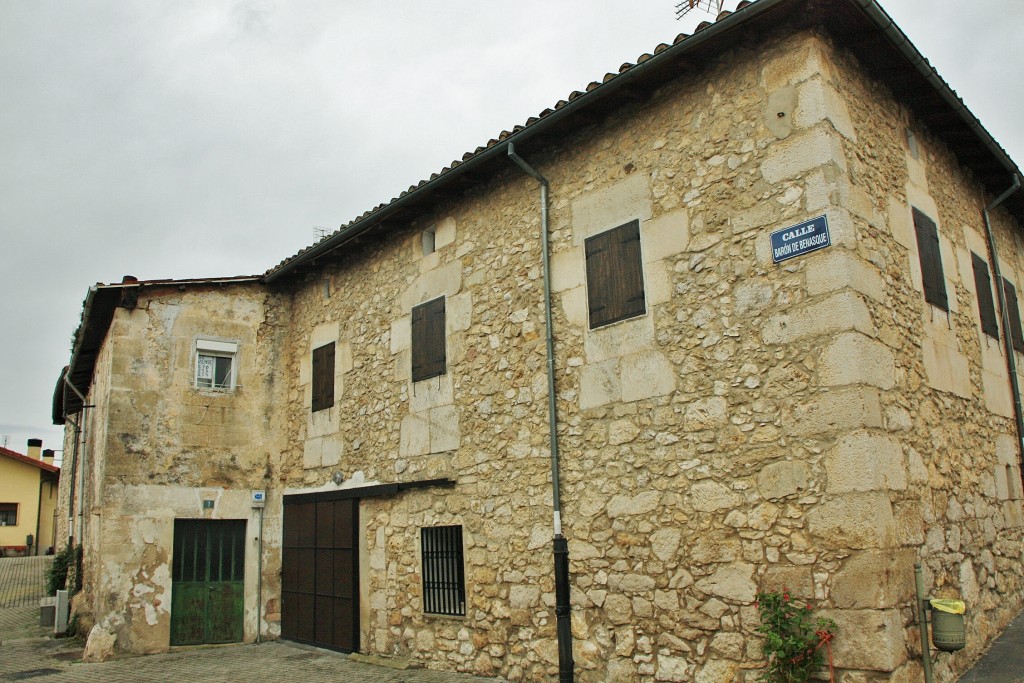 Foto: Centro histórico - Peñacerrada (Urizaharra) (Álava), España