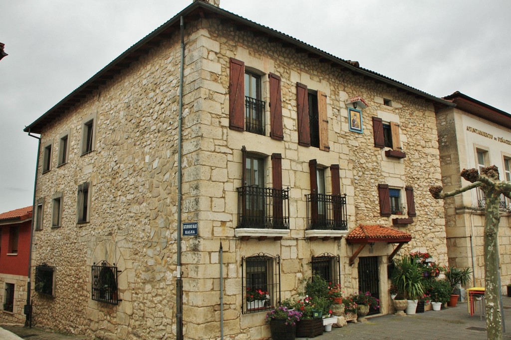 Foto: Centro histórico - Peñacerrada (Urizaharra) (Álava), España