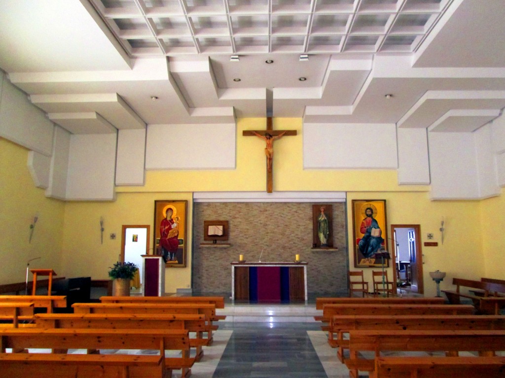 Foto: Interior  Parroquia Ntra. Sra. de Lourdes - Cádiz (Andalucía), España