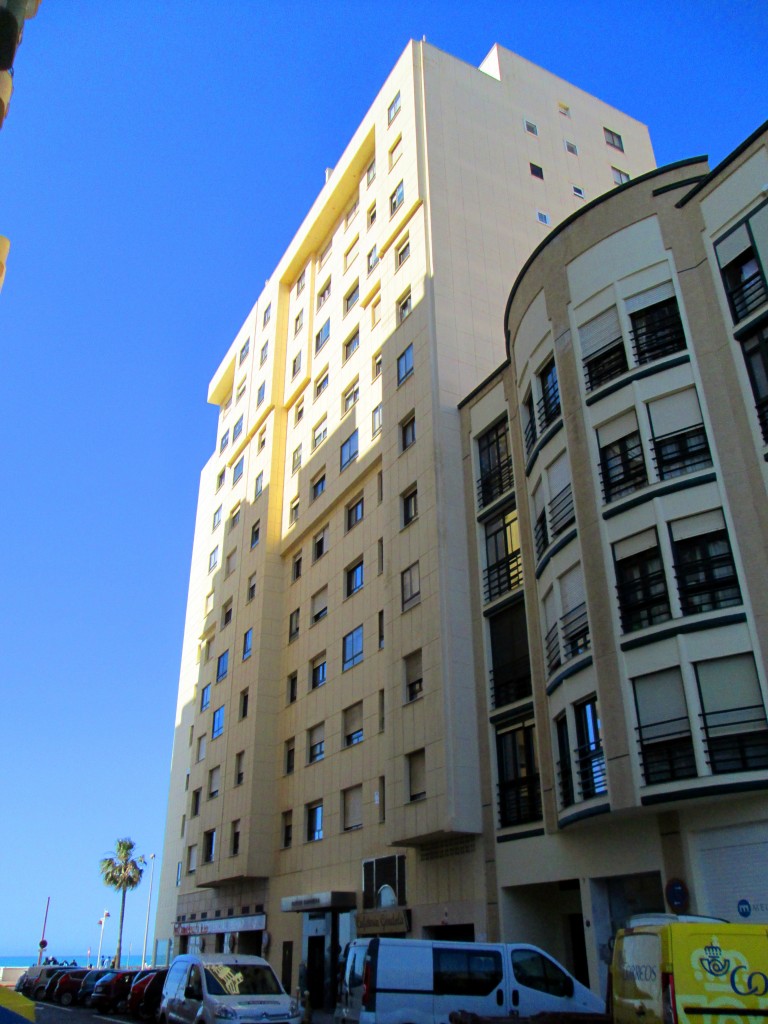 Foto: Edificio Comodoro - Cádiz (Andalucía), España