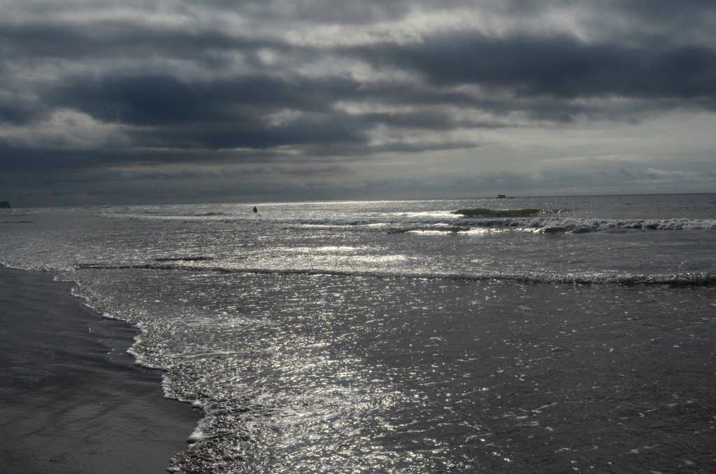 Foto: Playa de Castelnuovo, Atacames,Ecuador - Castelnuovo de Atacames (Esmeraldas), Ecuador