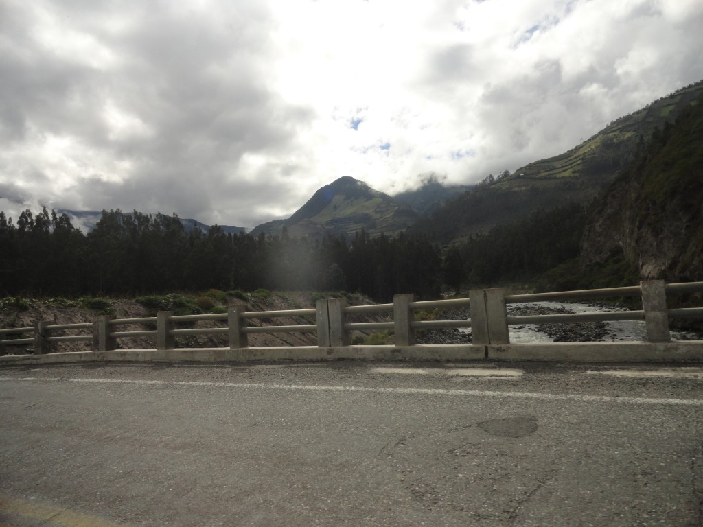 Foto: Carretera - Penipe (Chimborazo), Ecuador