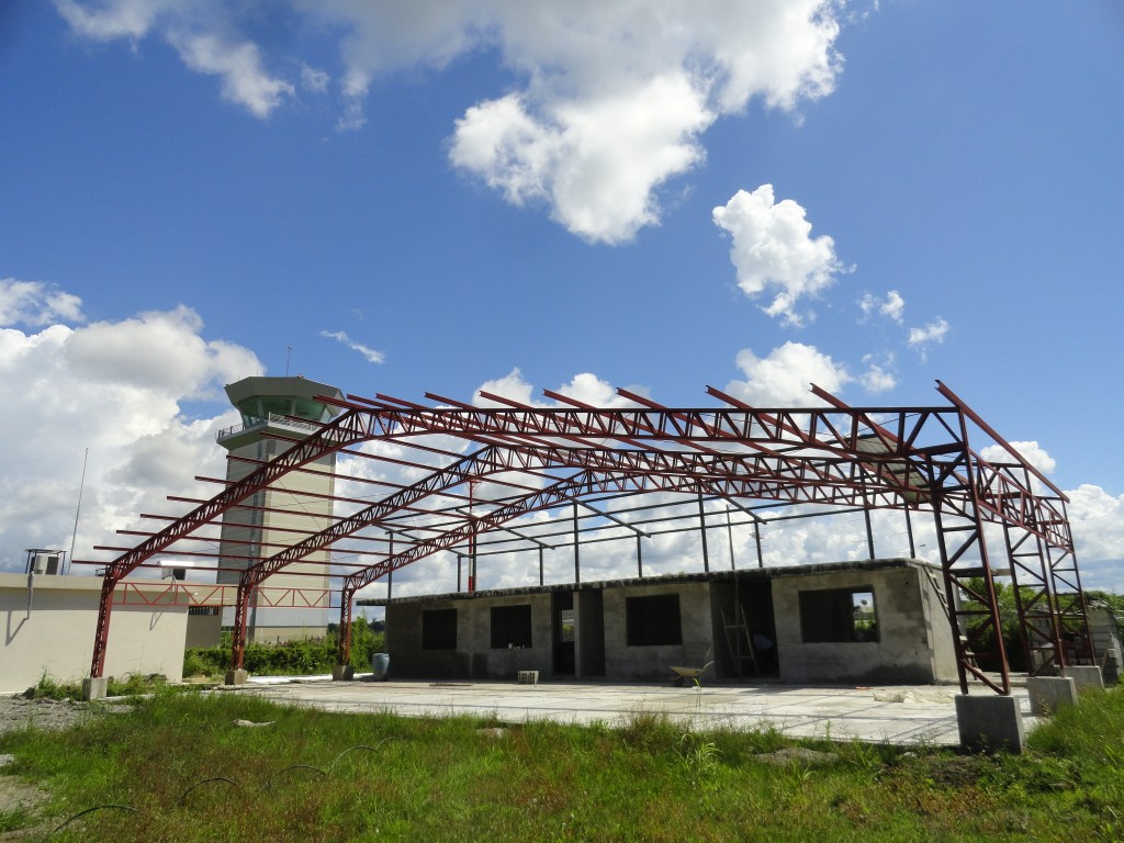 Foto: Construccion - Ahuano (Napo), Ecuador