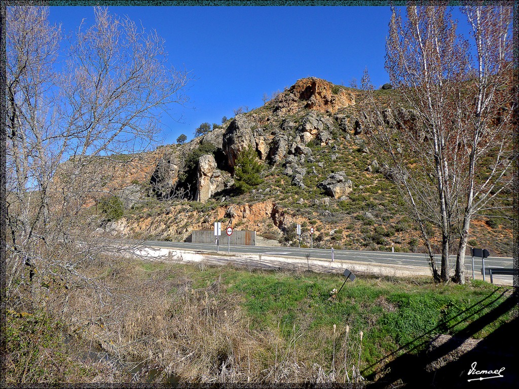 Foto: 150405-01 JALON POR JUBERA - Jubera (Soria), España