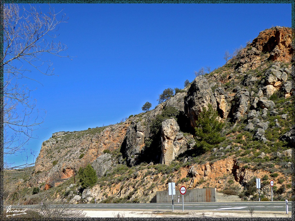 Foto: 150405-03 JALON POR JUBERA - Jubera (Soria), España