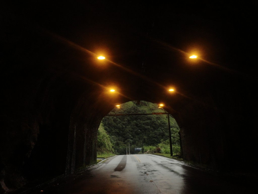 Foto: Primer Tunel - Rio Negro (Tungurahua), Ecuador