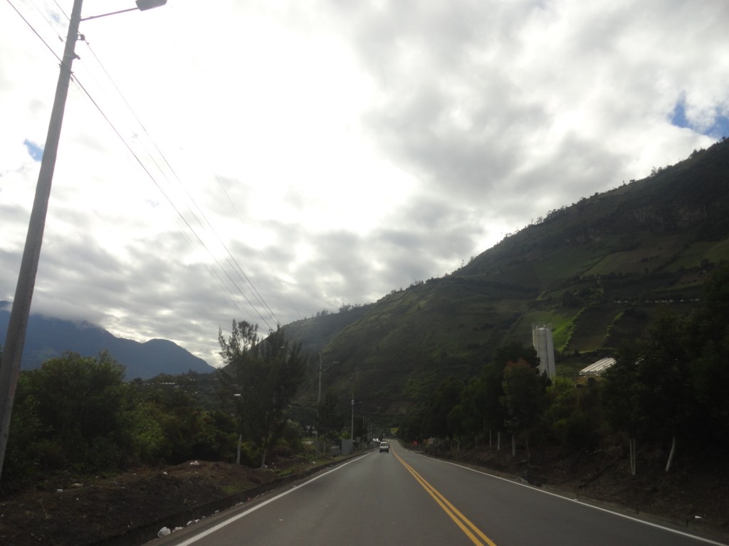 Foto: Carretera - Baños (Tungurahua), Ecuador