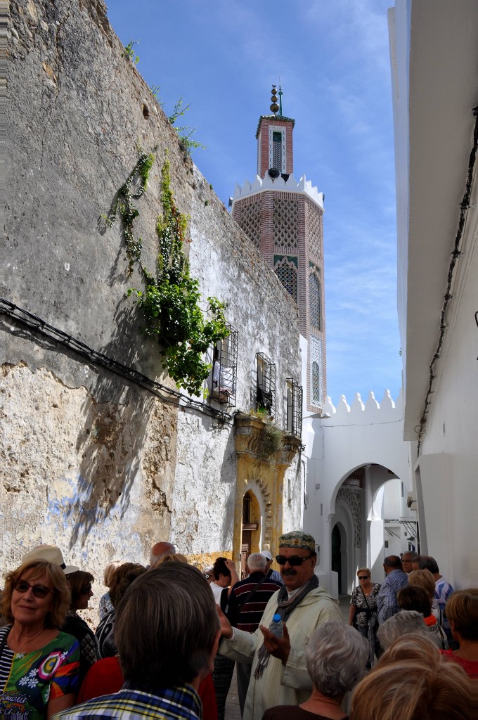 Foto: Muralla y minarete - Tanger (Tanger-Tétouan), Marruecos