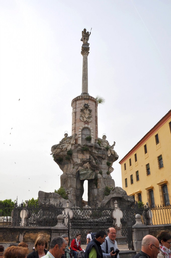 Foto: Detalle monumento Plz. Mezquita - Cordoba (Córdoba), España