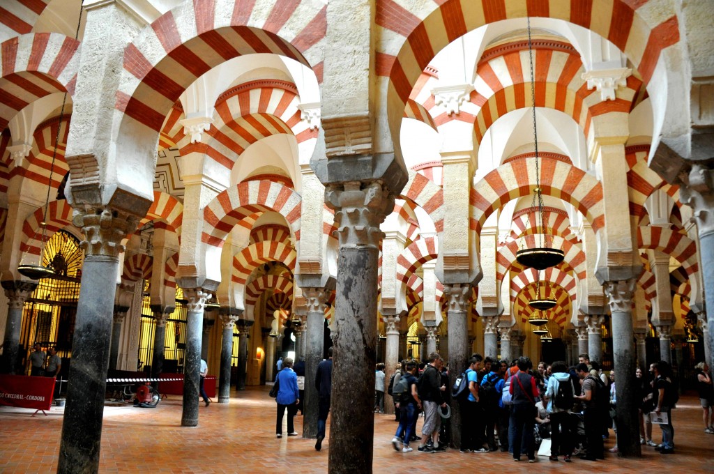 Foto: Pilares y arcos de la Mezquita - Cordoba (Córdoba), España