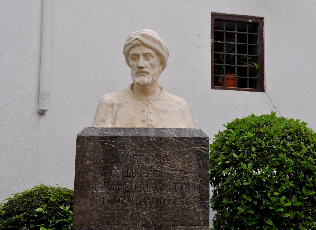 Foto: Busto del oculista Mohamed - Cordoba (Córdoba), España