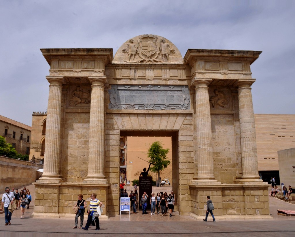 Foto: Puerta del puente - Cordoba (Córdoba), España