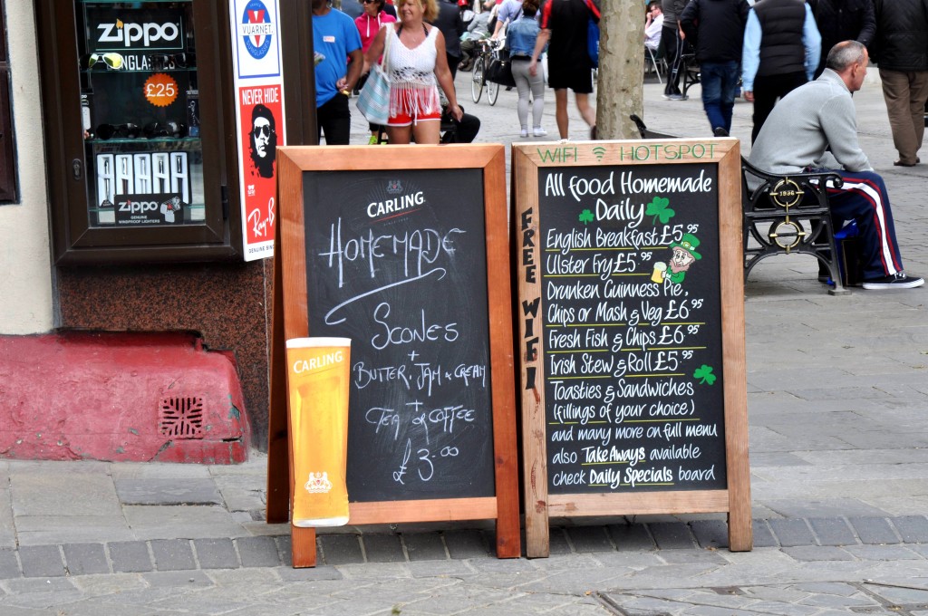 Foto Menus tipicos Gibraltar, Gibraltar