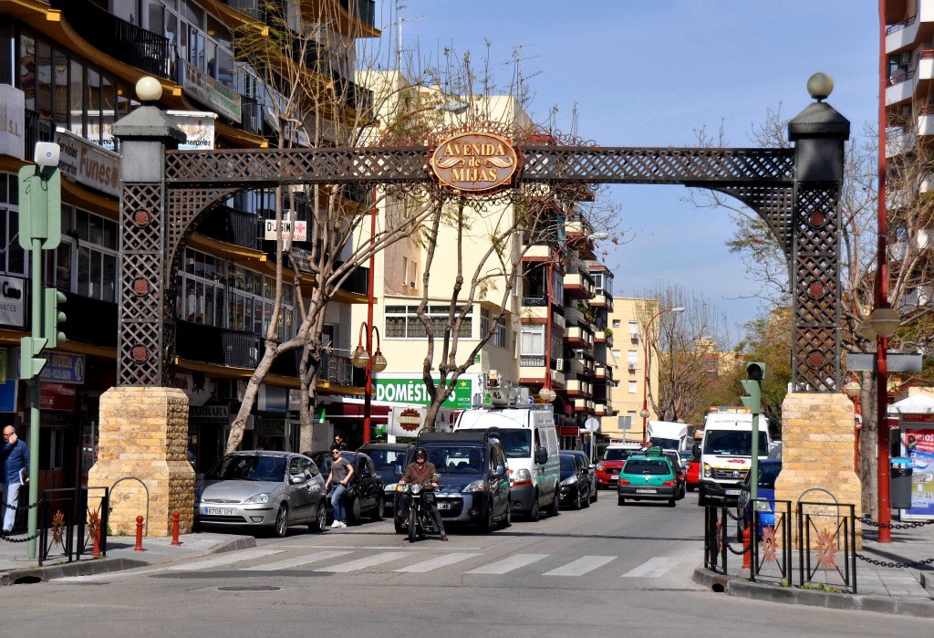 Foto: Avda. C/. de Mijas - Fuengirola (Málaga), España