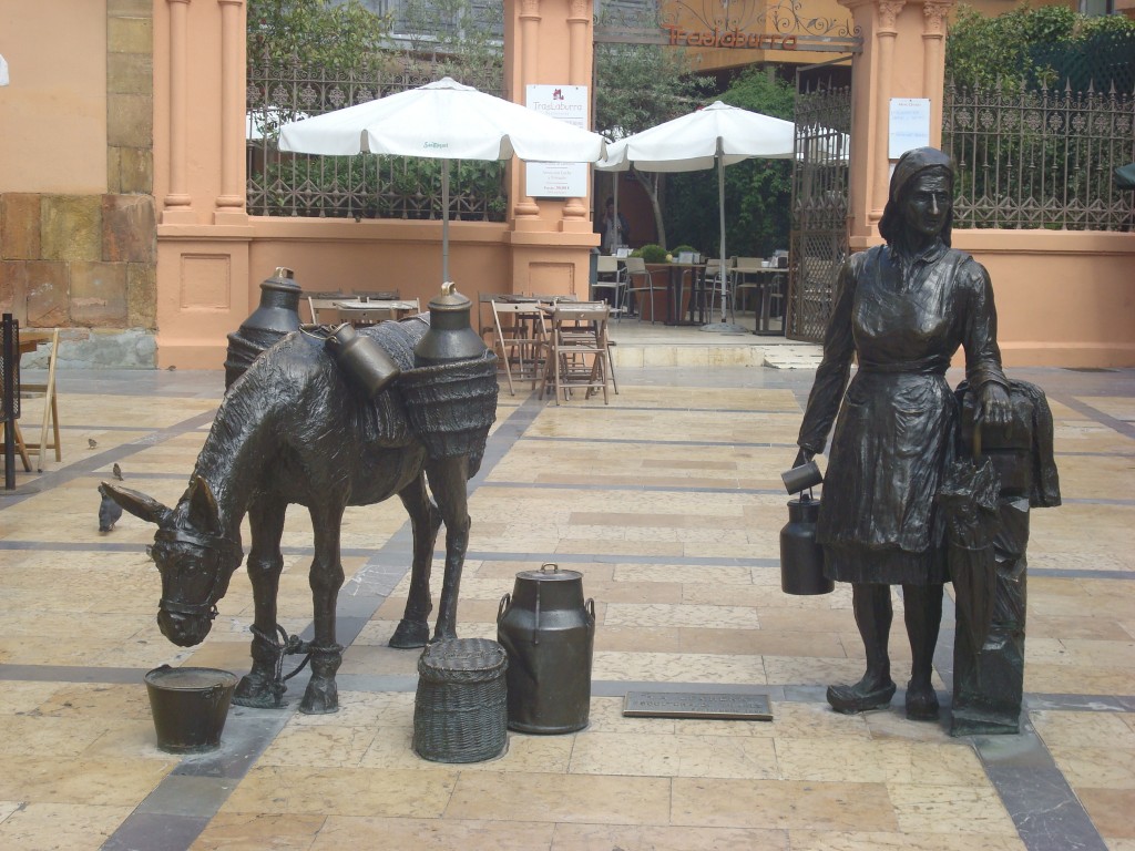 Foto: La vendedora de Leche - Oviedo (Asturias), España
