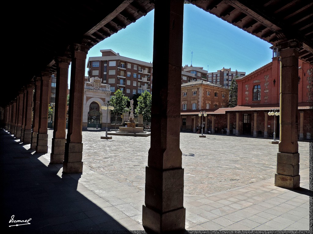Foto: 150605-10 ANTIGUO MATADERO - Zaragoza (Aragón), España