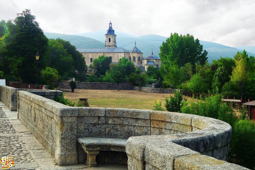 Foto: Monasterio de El Paular desde el Puente del Perdón - Rascafria (Madrid), España