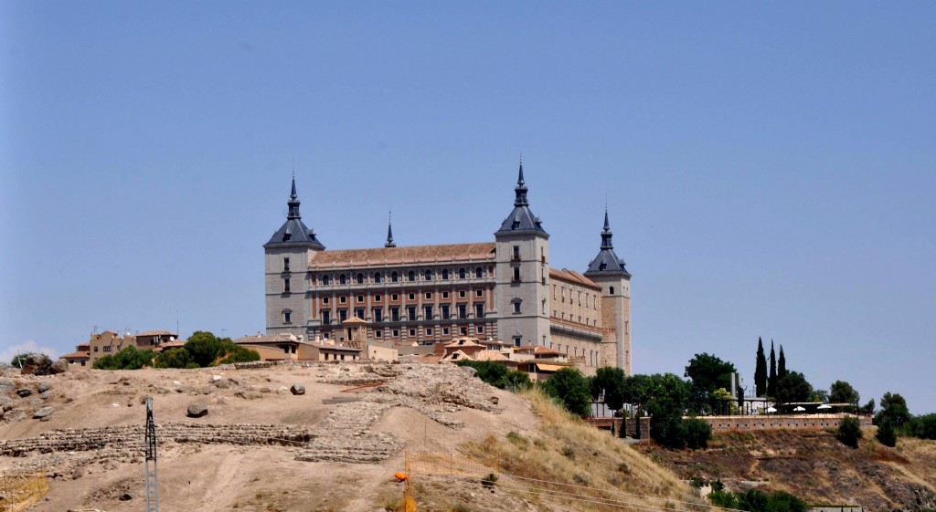 Foto: Vista del Alcazar - Toledo (Castilla La Mancha), España