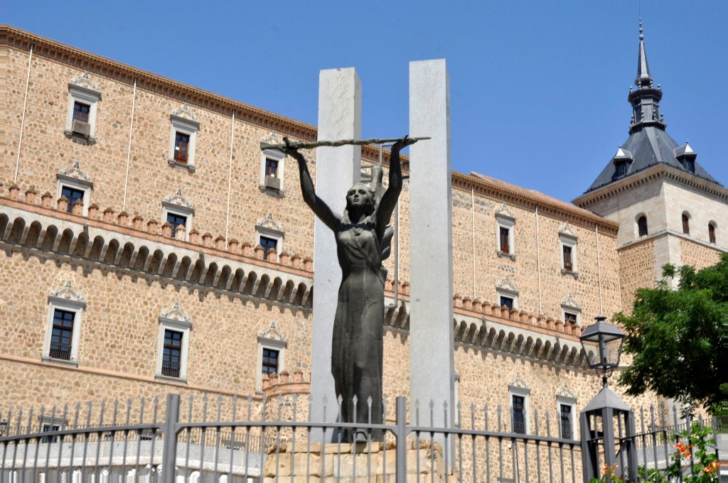 Foto: Estatua en bronce - Toledo (Castilla La Mancha), España