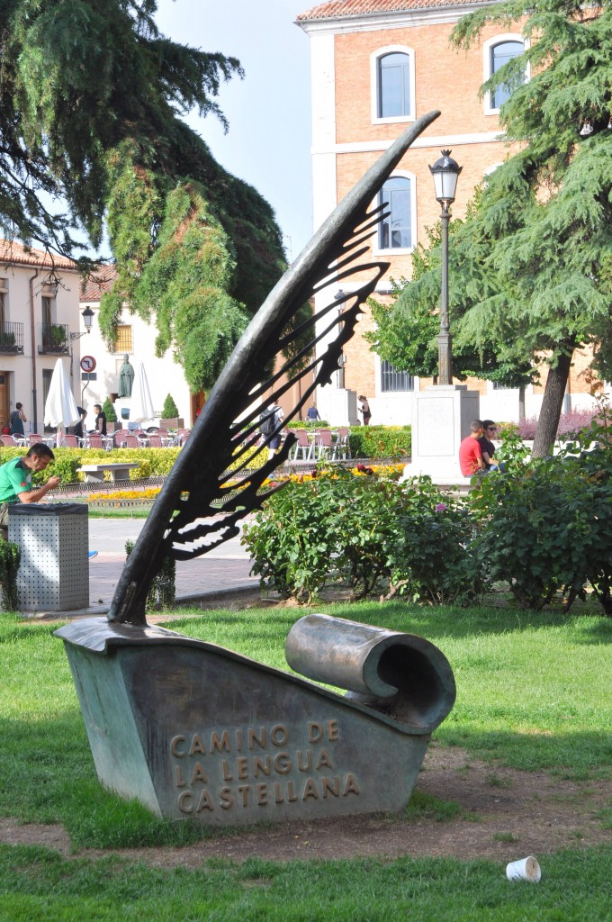 Foto: Homenaje a la lengua castellana - Alcala de Henares (Madrid), España
