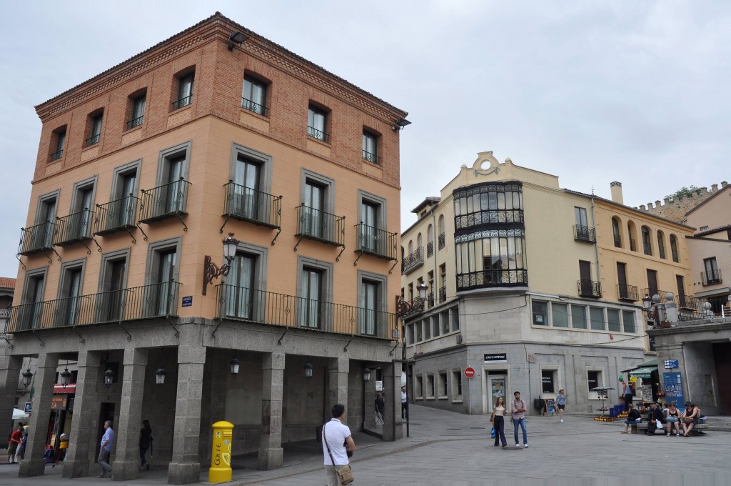 Foto: Plaza calle principal - Segovia (Castilla y León), España