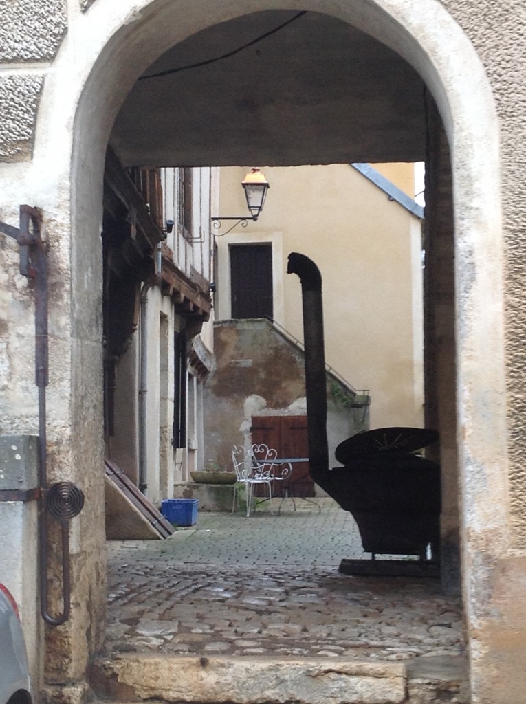 Foto de Noyers, Francia