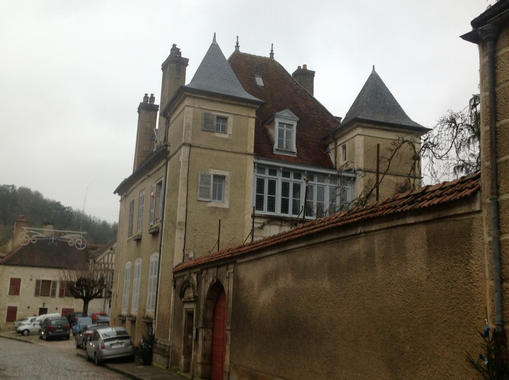 Foto de Noyers, Francia