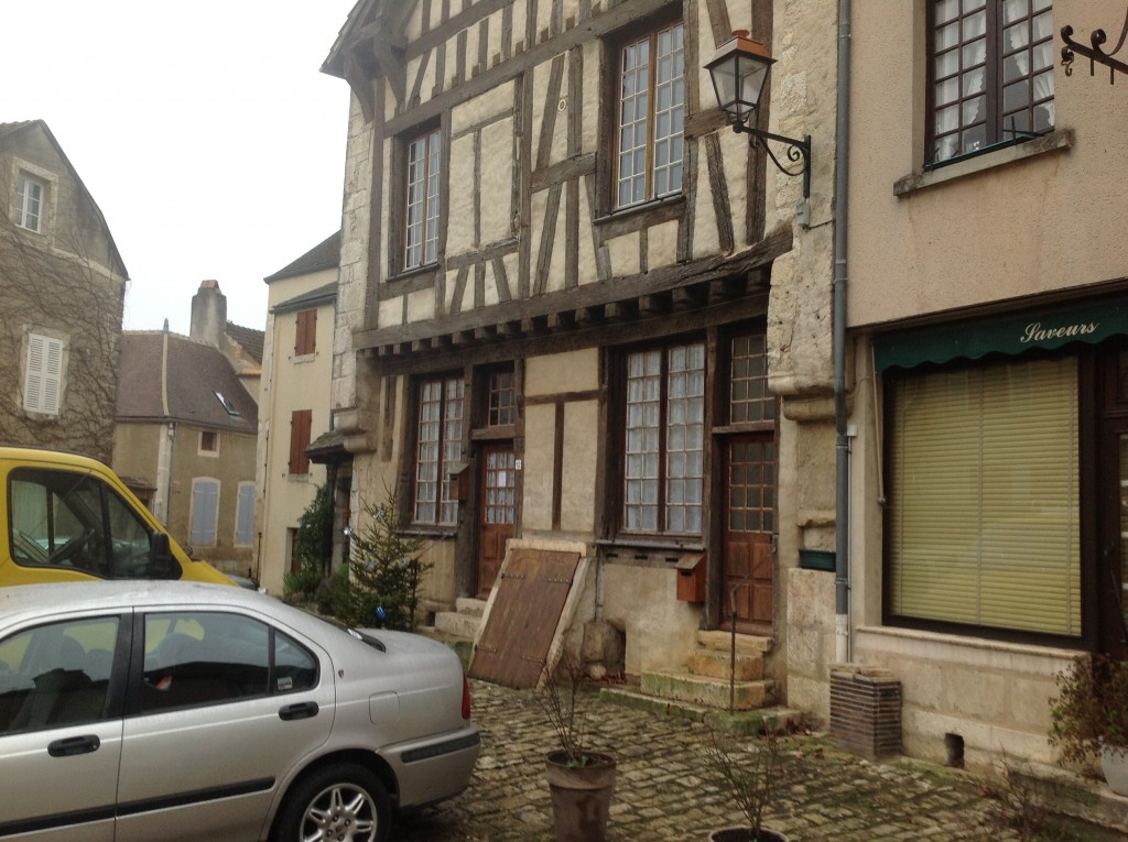 Foto de Noyers, Francia