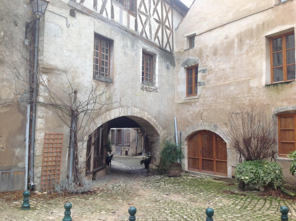 Foto de Noyers, Francia