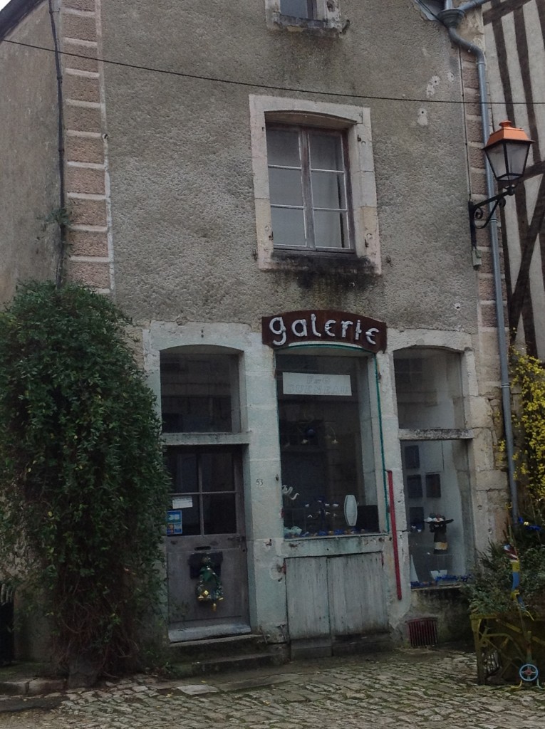 Foto de Noyers, Francia