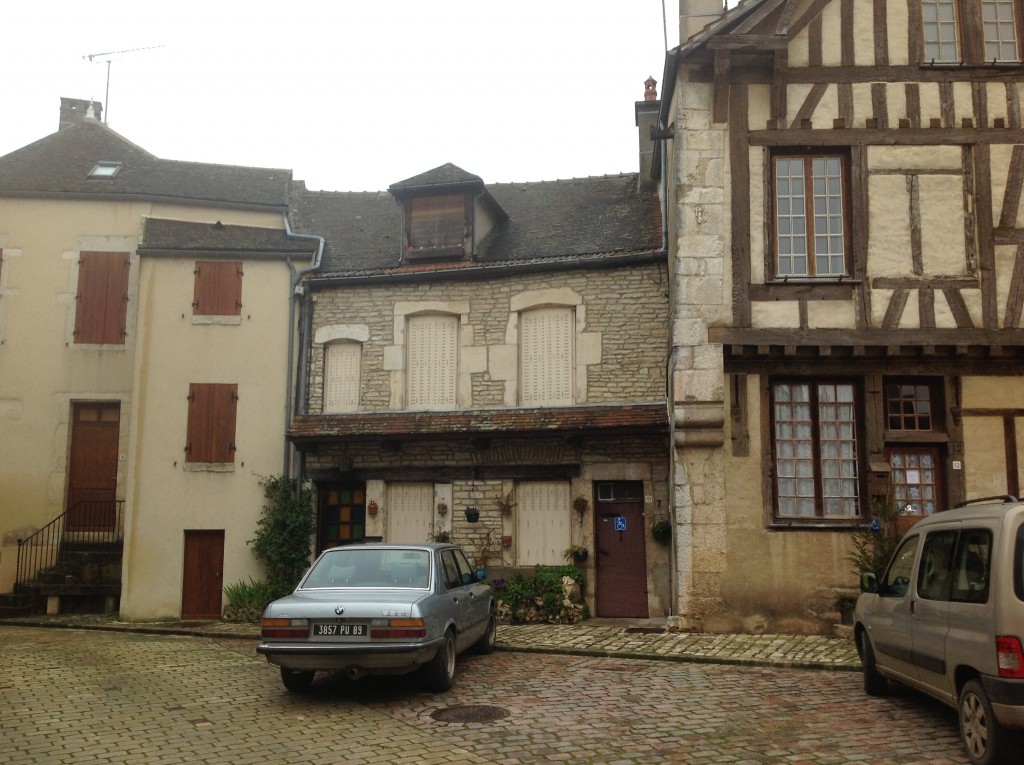 Foto de Noyers, Francia