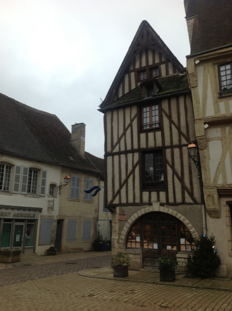 Foto de Noyers, Francia